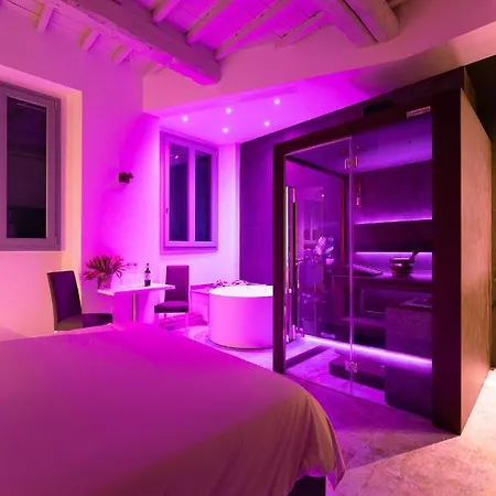 F1Rst Suite Apartment & Spa Firenze Esterno foto