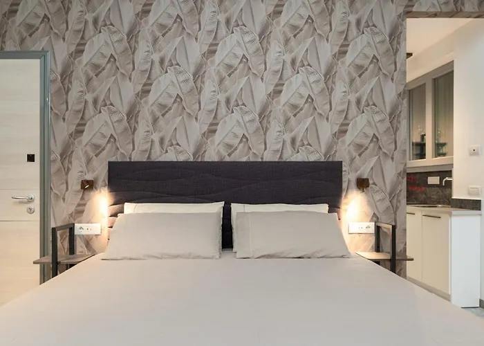 F1Rst Suite Apartment & Spa